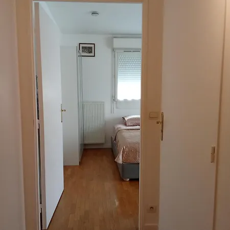 Lumineux Apartment